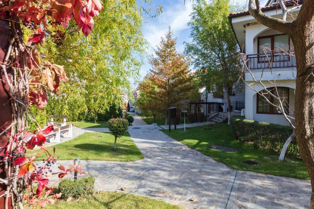 Lovely Apartment In Peaceful Family Spa Resort Near To Nesebar Kableshkovo  Ngoại thất bức ảnh