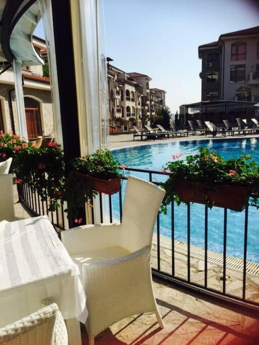 Lovely Apartment In Peaceful Family Spa Resort Near To Nesebar Kableshkovo  Ngoại thất bức ảnh